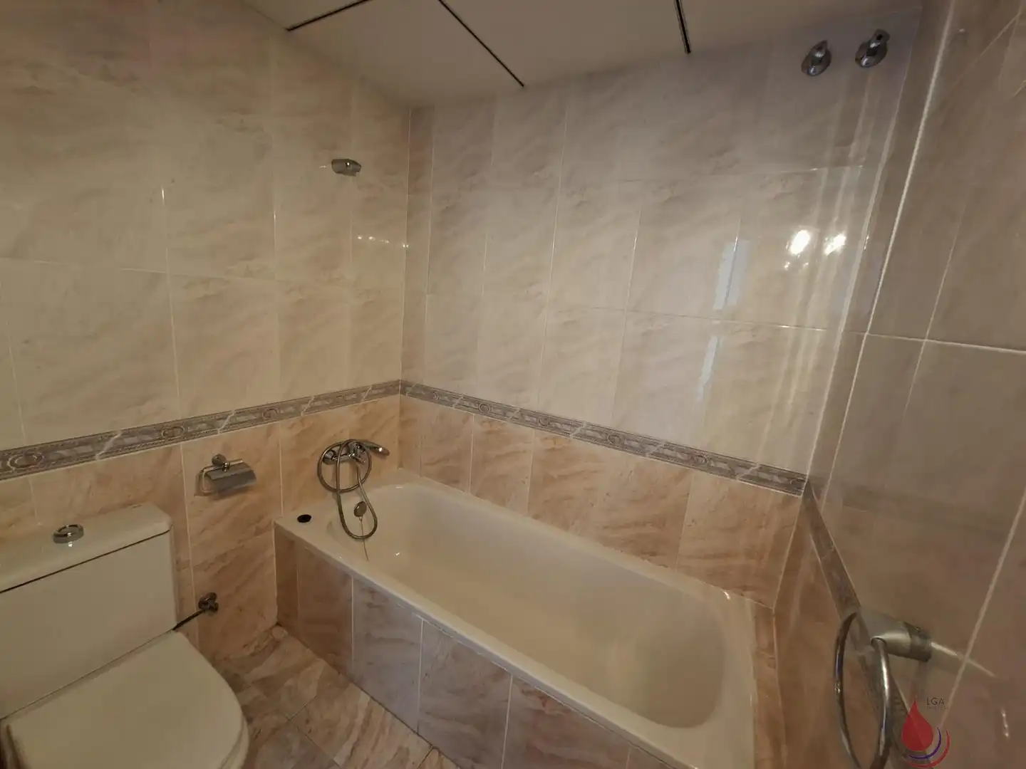 Bathroom of Flat for sale in El Vendrell  with Heating and Terrace