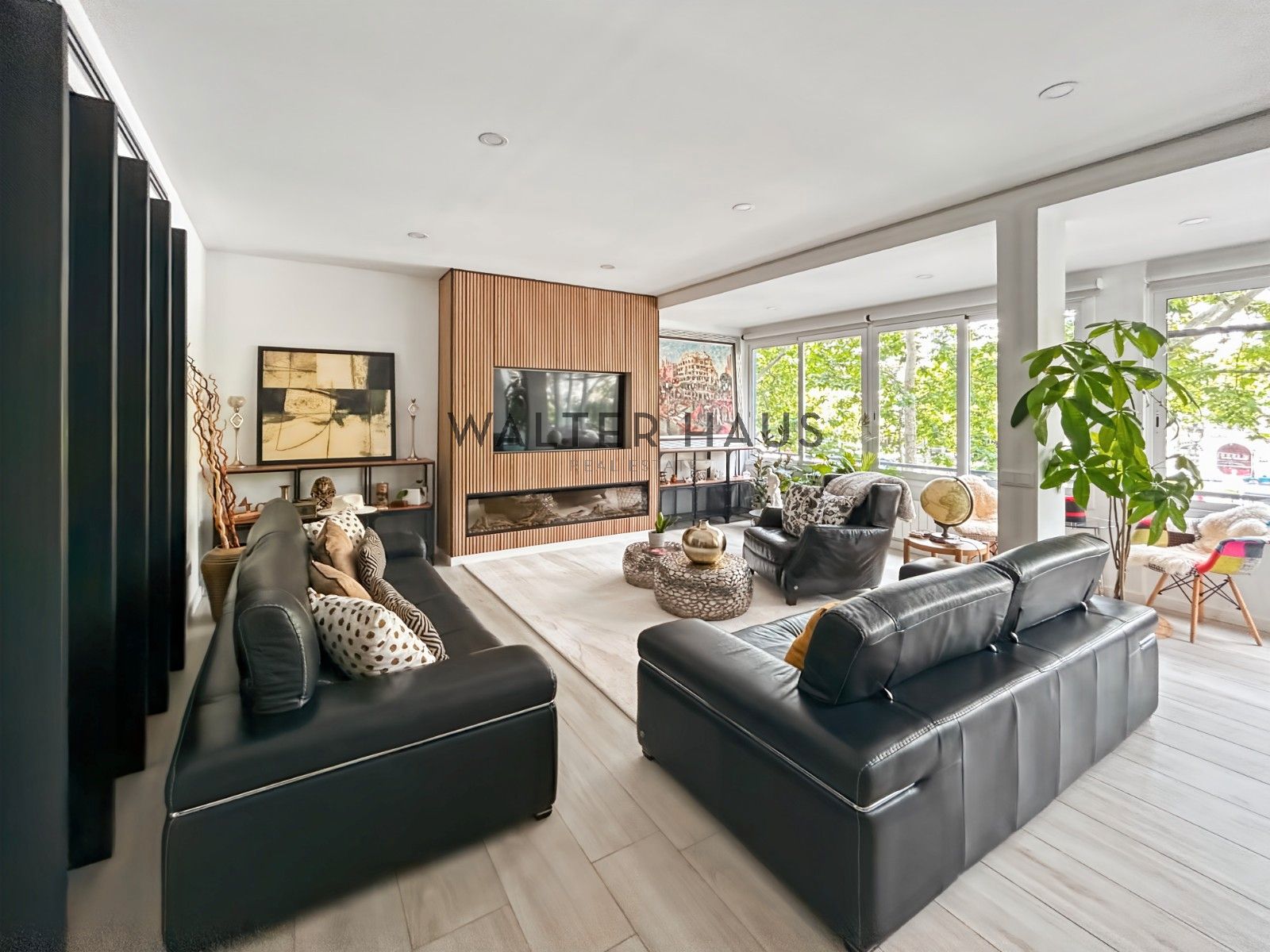 Living room of Flat to rent in  Barcelona Capital  with Air Conditioner, Heating and Parquet flooring