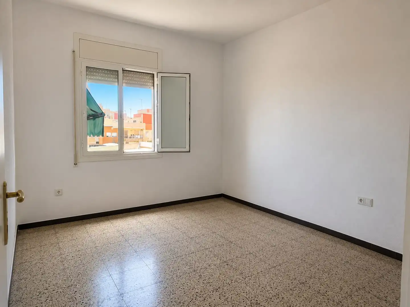 Pis amb ascensor en venda a Vinyets - Molí Vell, imagen 2
