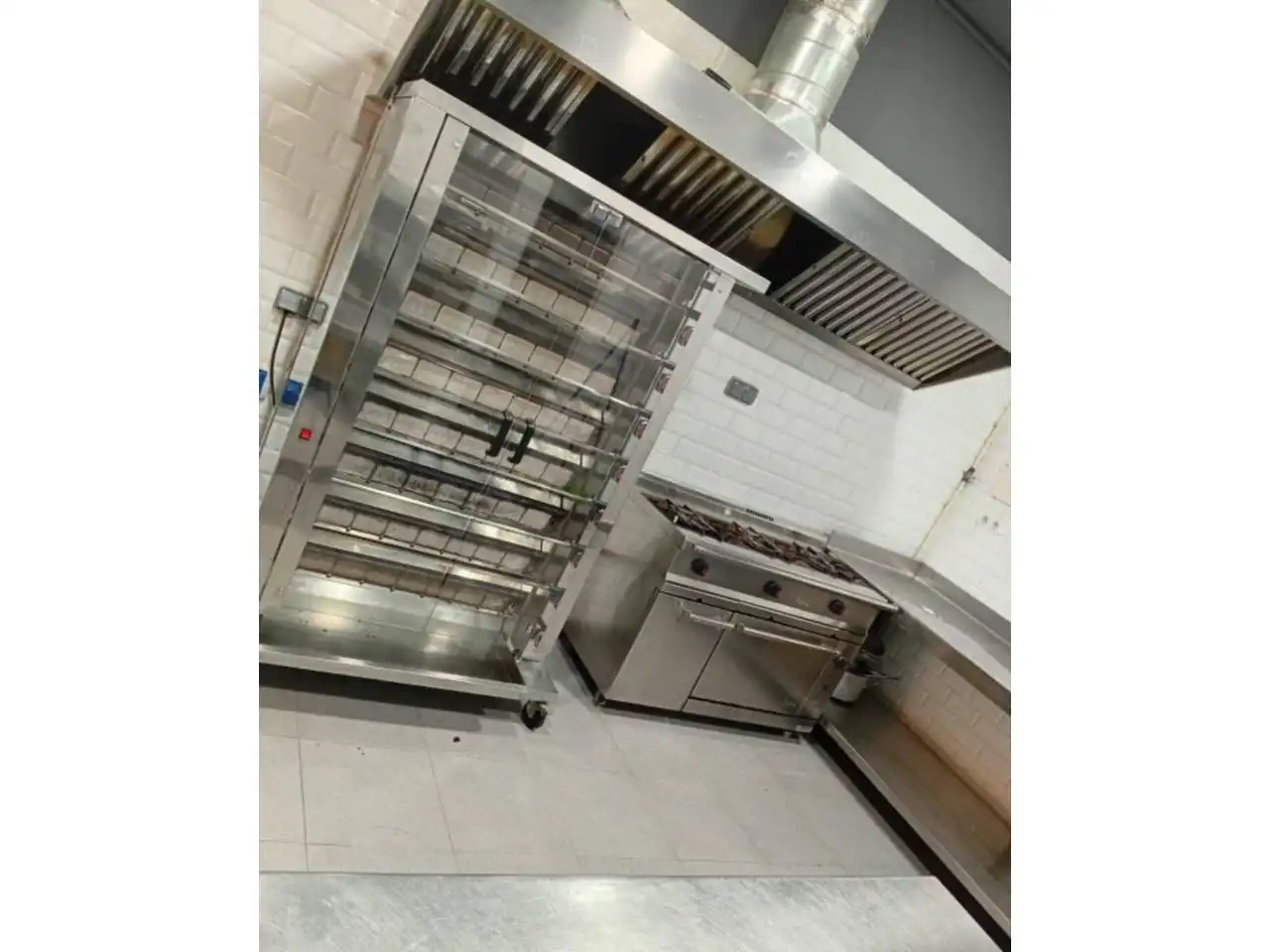 Cocina de Local en traspaso en Ripollet