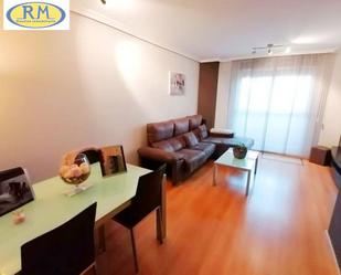 Sala d'estar de Pis en venda en Cáceres Capital amb Calefacció, Terrassa i Traster