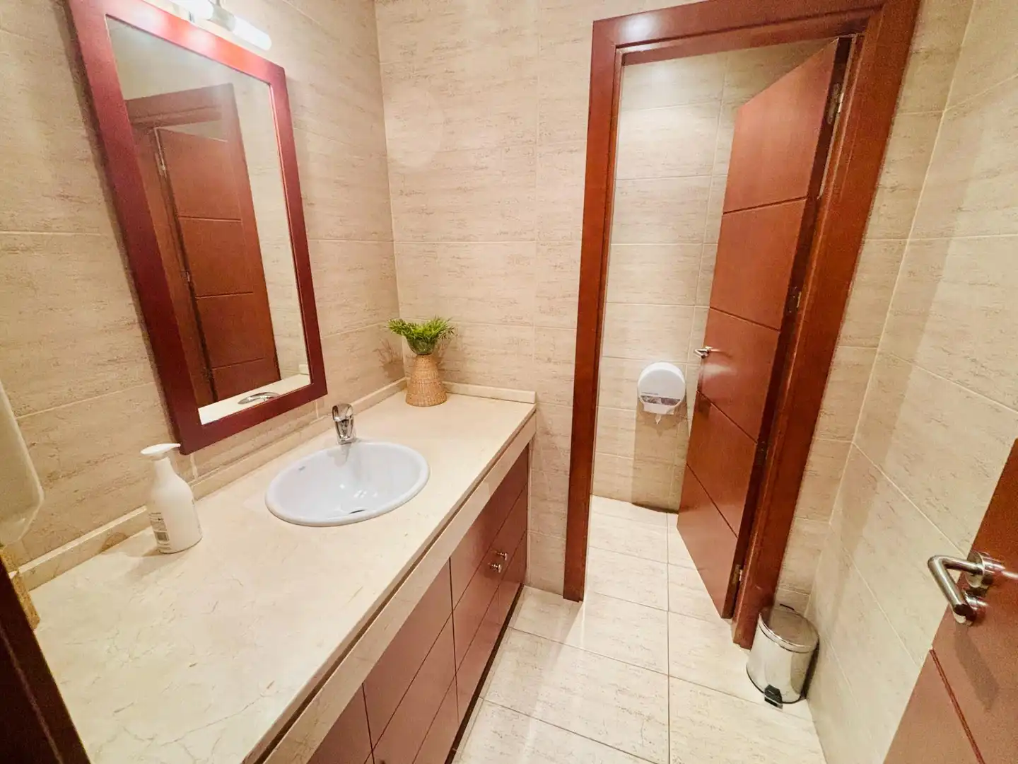 Local comercial en venta en Puerto Deportivo, imagen 18