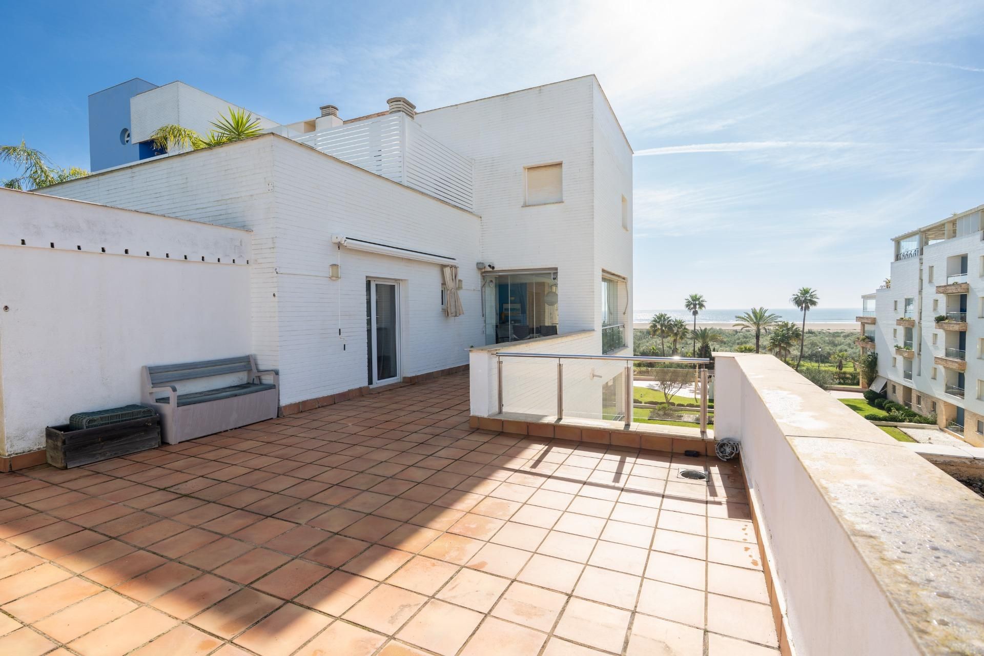 Garden of Flat for sale in Ayamonte  with Air Conditioner, Heating and Private garden