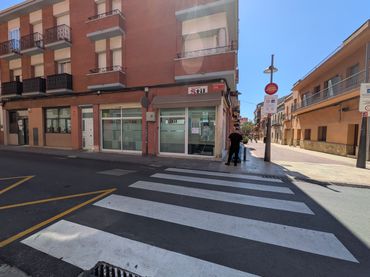 Locale commerciale in affitto a Carrer del Centre