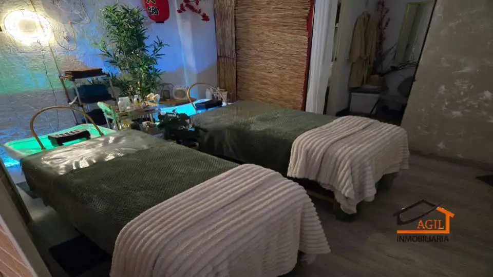 Locale commerciale in cessione a Calle Palomares, imagen 5