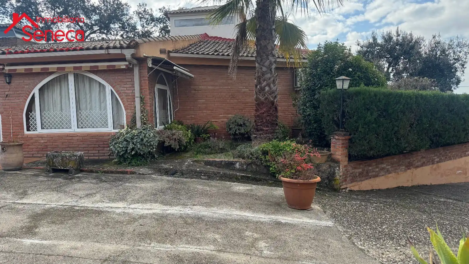 Exterior view of Houses for sale in Córdoba  with Air Conditioner, Heating and Storage room