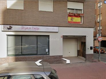 Local comercial de lloguer a Calle San Luis 8