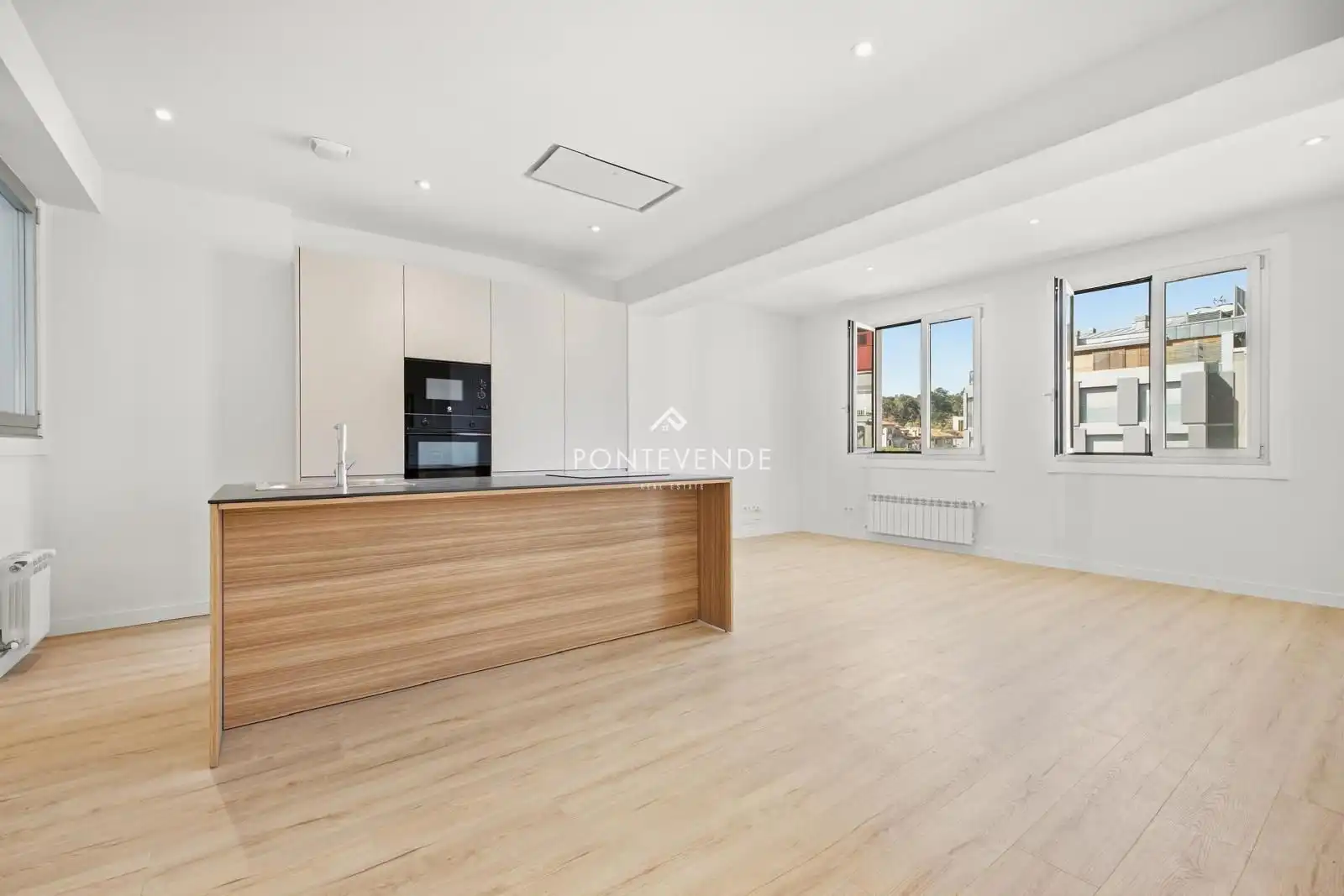 Duplex avec ascenseur à vendre à Gran Via