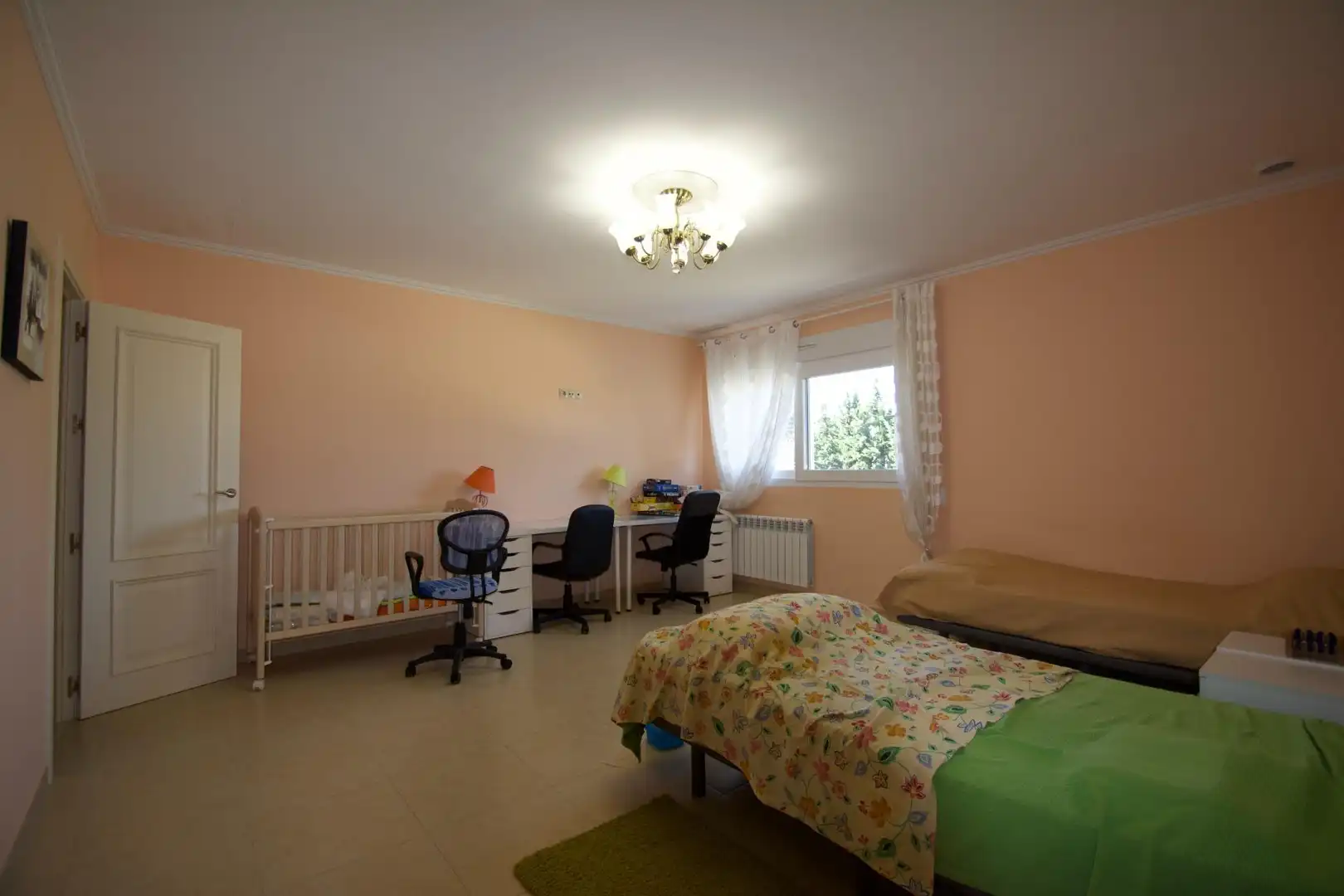 Schlafzimmer von Haus oder Chalet zum Verkauf in Orihuela mit Klimaanlage, Heizung und Privatgarten