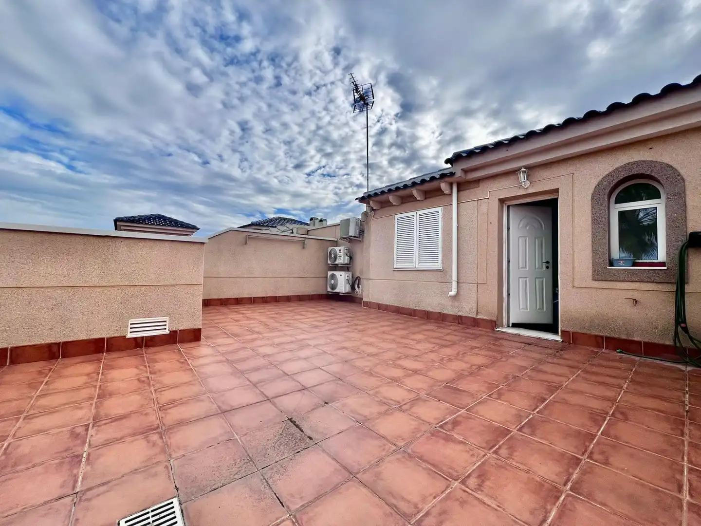 Bungalow amb piscina en venda a Calle del rio nervion, imagen 25