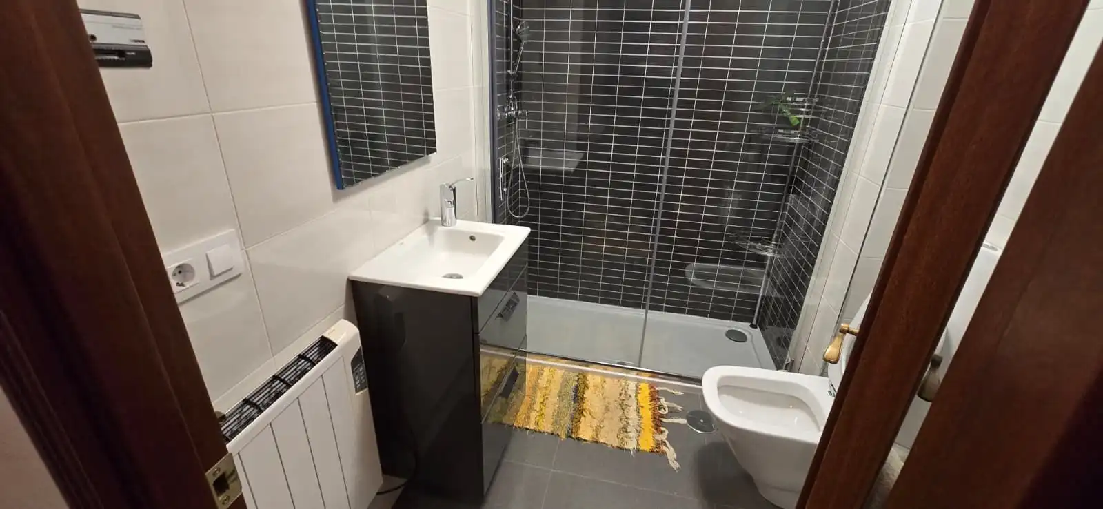 Bathroom of Flat for sale in Argamasilla de Calatrava  with Air Conditioner, Terrace and Furnished