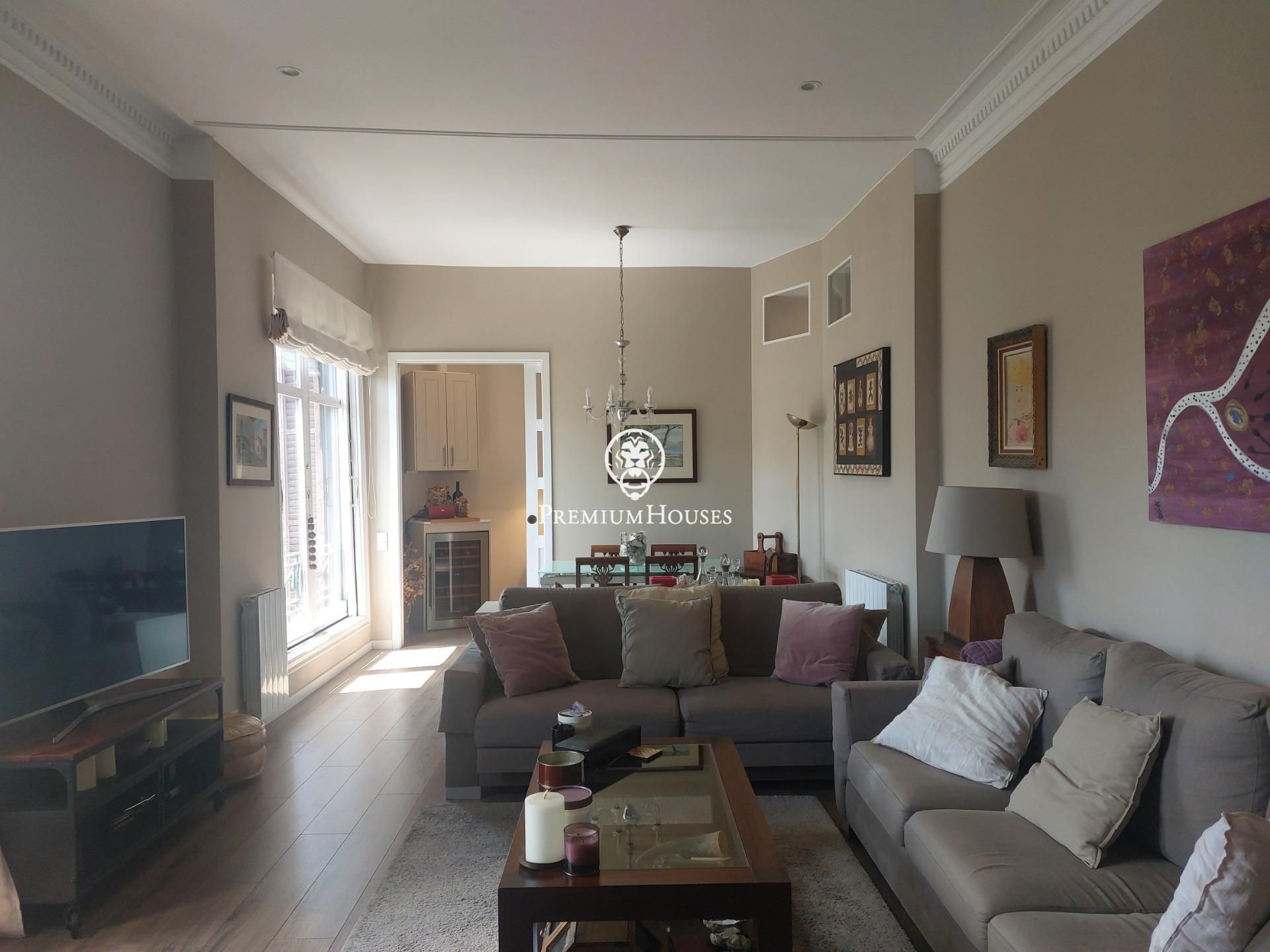 Sala d'estar de Pis de lloguer en  Barcelona Capital amb Aire condicionat, Calefacció i Parquet