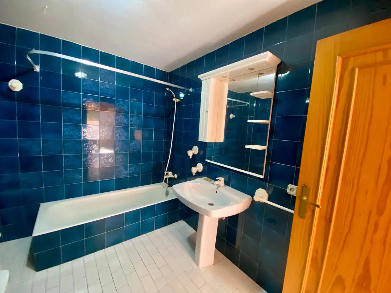 Baño de Piso en venta en Daimiel con Aire acondicionado, Calefacción y Parquet