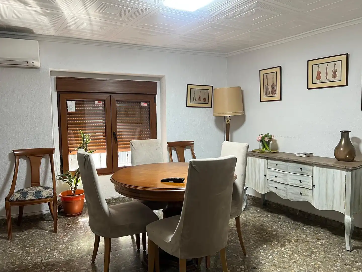 Menjador de Casa o xalet en venda en Ontinyent amb Aire condicionat i Balcó