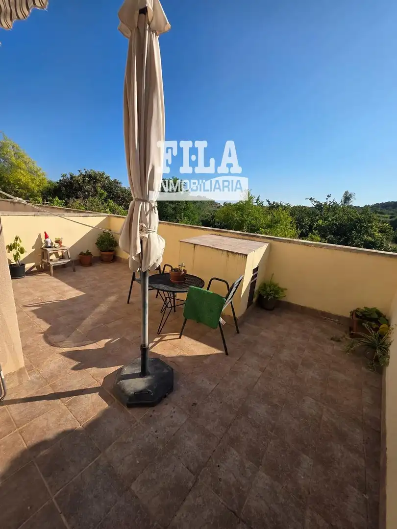 Terraza de Piso en venta en La Pobla de Montornès   con Calefacción y Terraza