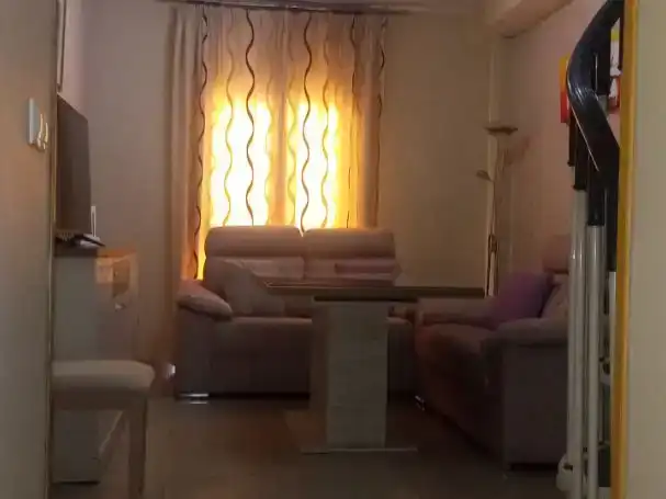 Sala d'estar de Àtic en venda en Ogíjares amb Aire condicionat, Terrassa i Balcó
