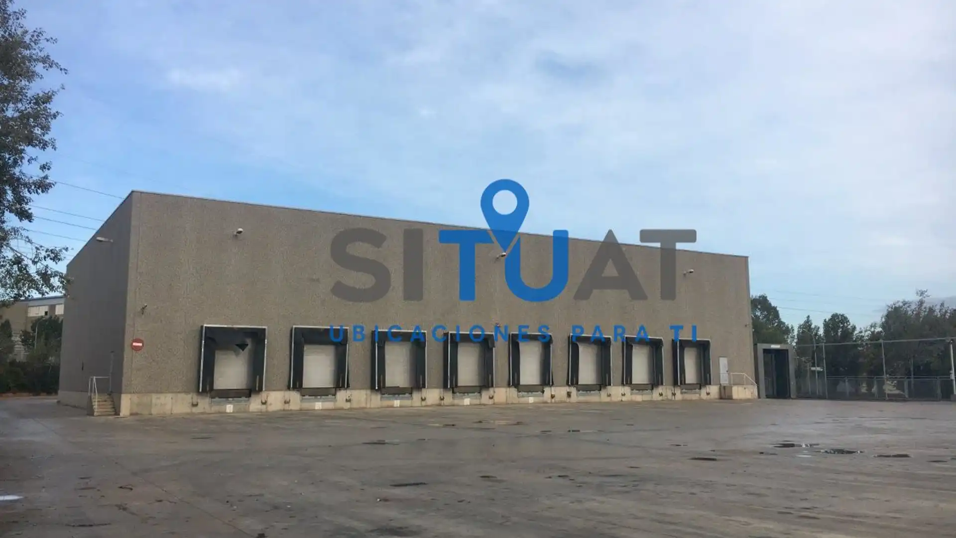 Nau industrial de lloguer a Carrer de l'Estació, 18