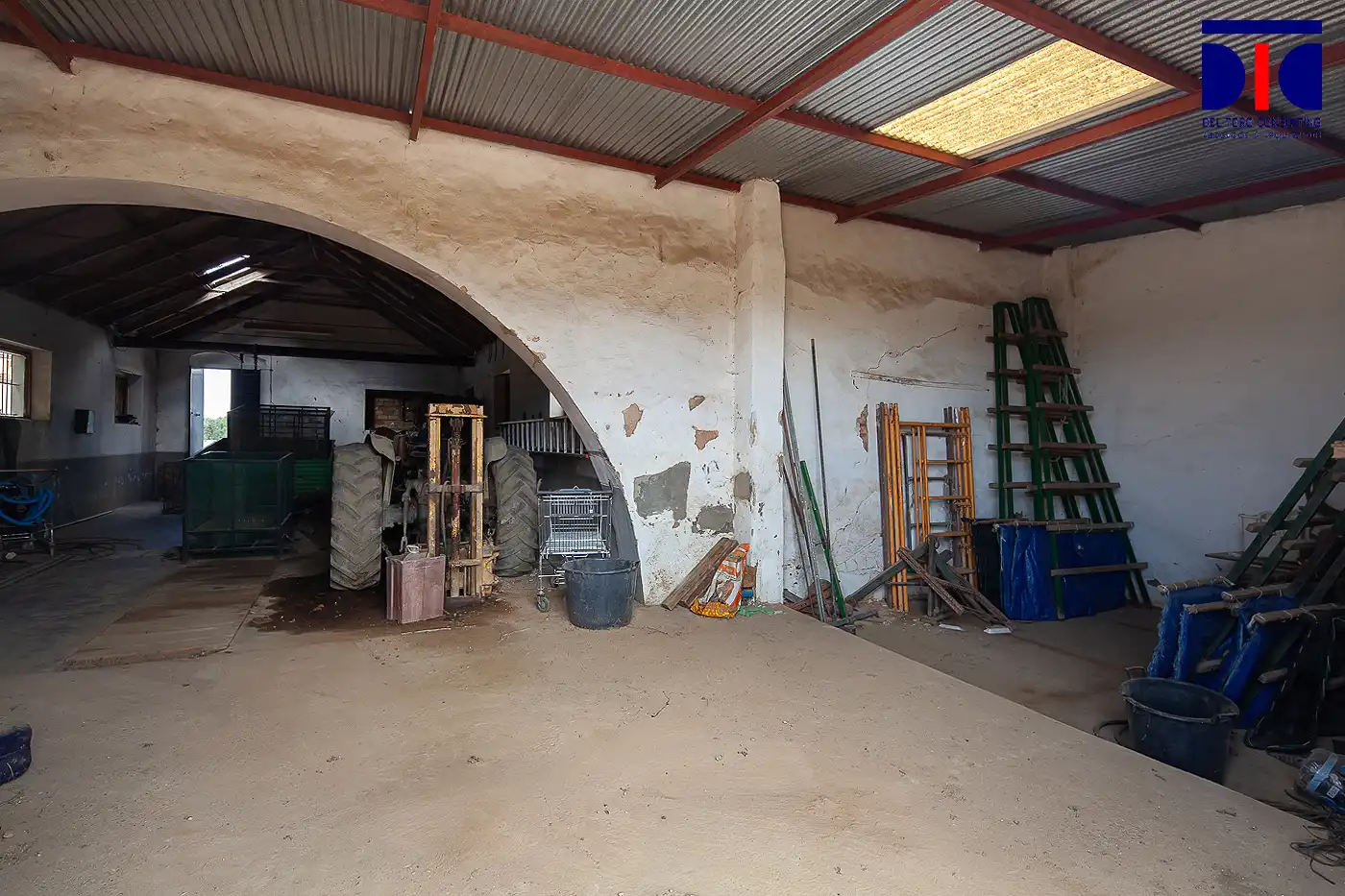 Finca rústica en venta en Carmona con Jardín privado, Terraza y Piscina
