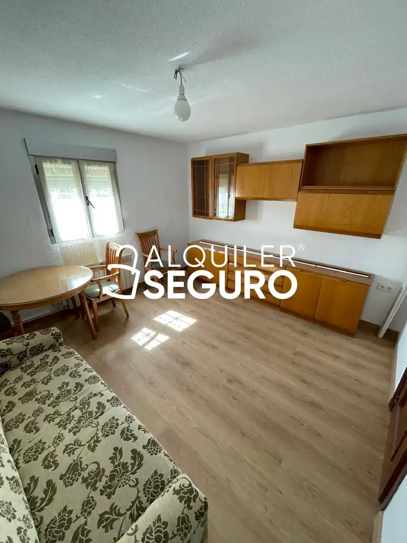 Bedroom of Flat for rent in Madrid  with Heating and Furnished