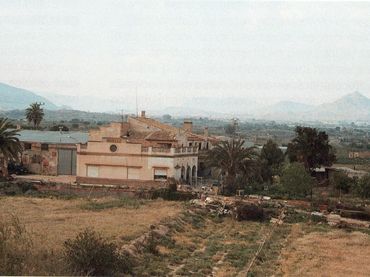 Casa rústica amb piscina en venda a Aspe Centro