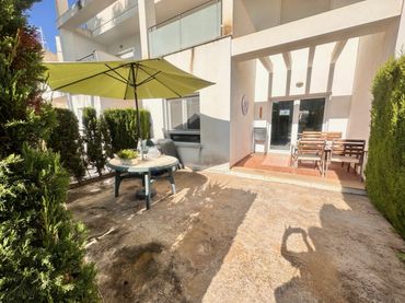 Apartment mit Pool zum Verkauf in Las Marinas / Les Marines