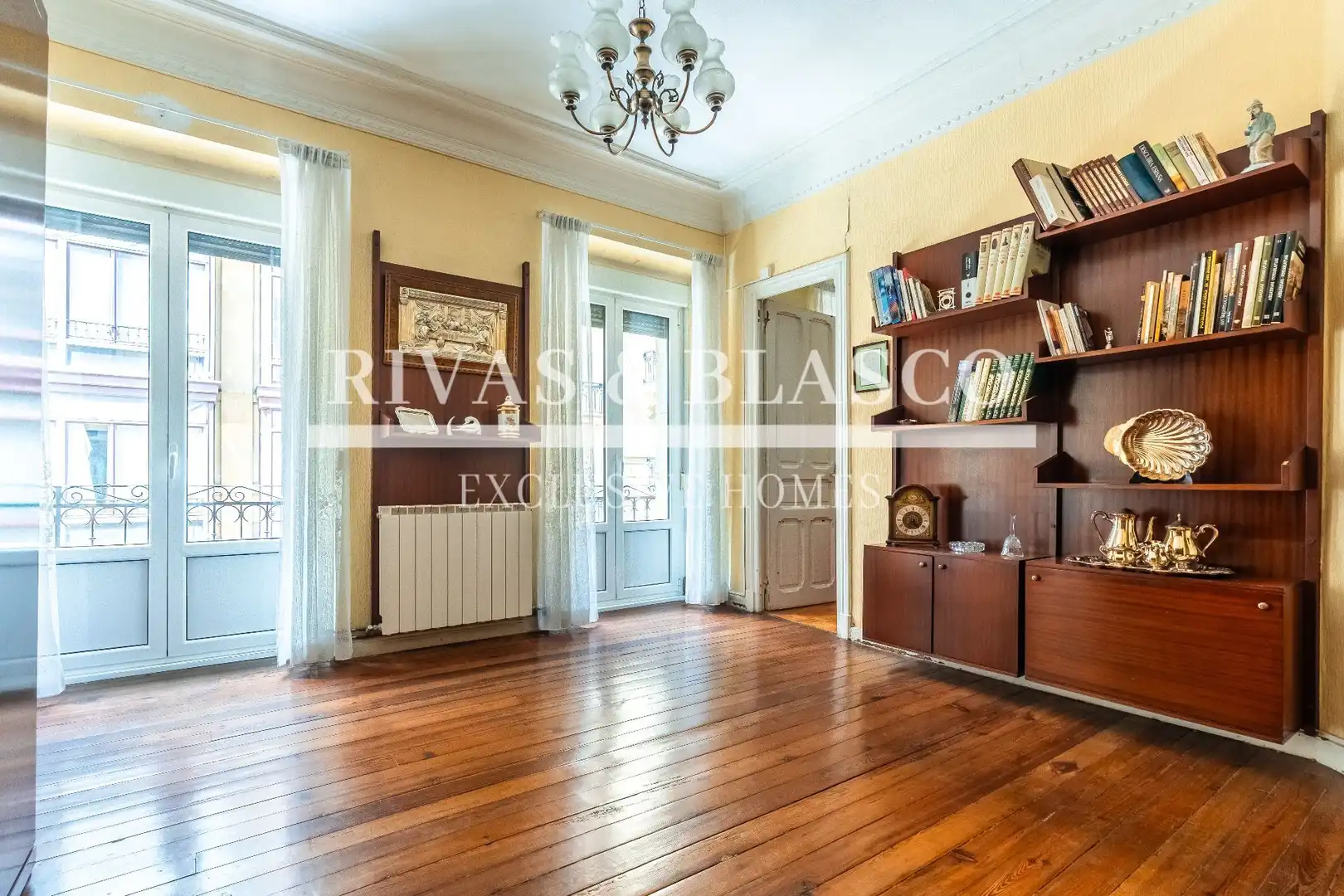 Living room of Apartments for sale in Donostia - San Sebastián   with Heating