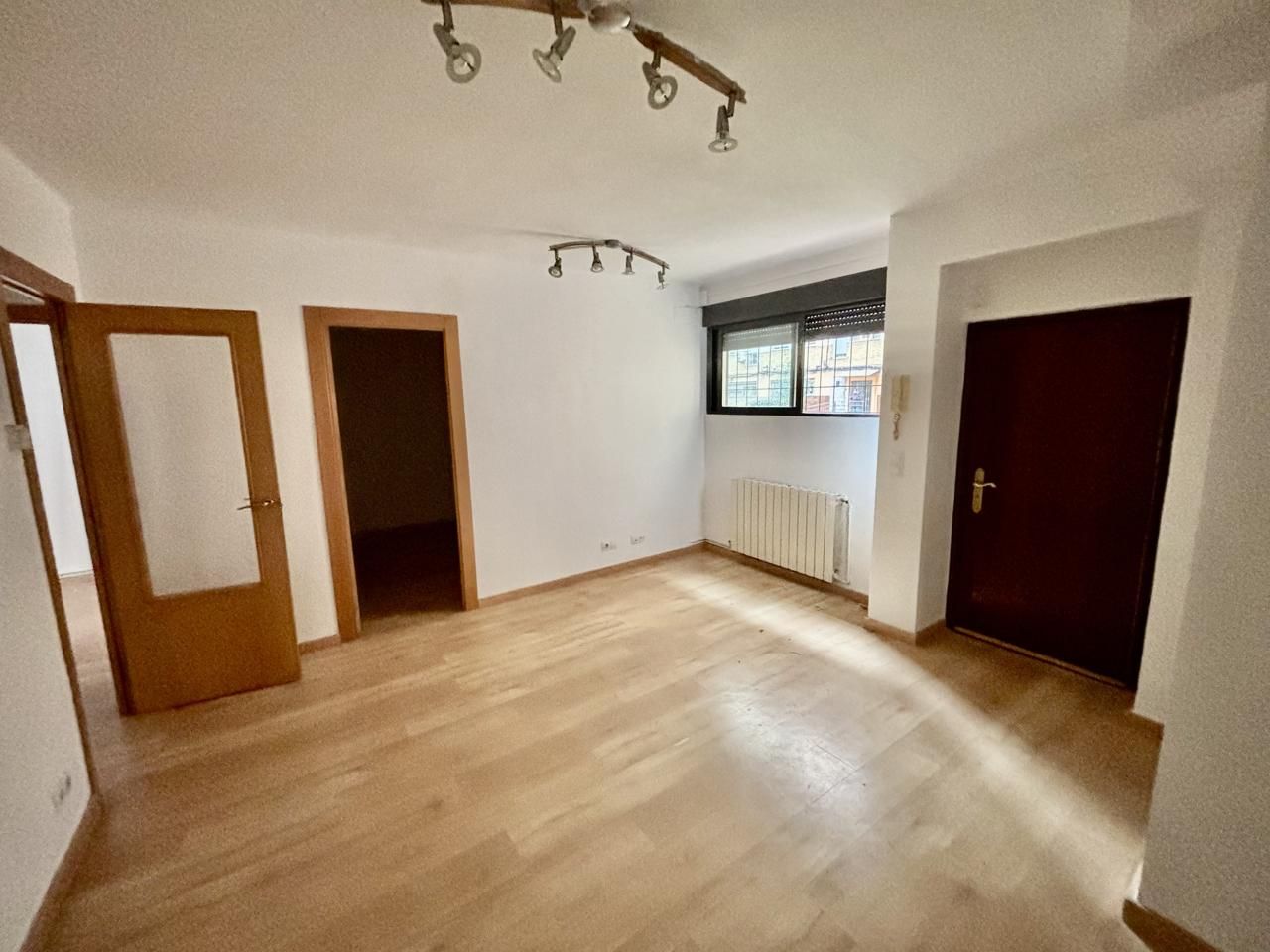 Sala de estar de Planta baja en venta en  Zaragoza Capital con Calefacción