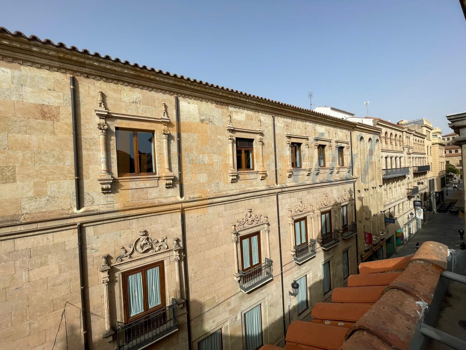 Vista exterior de Pis en venda en Salamanca Capital amb Parquet i Balcó