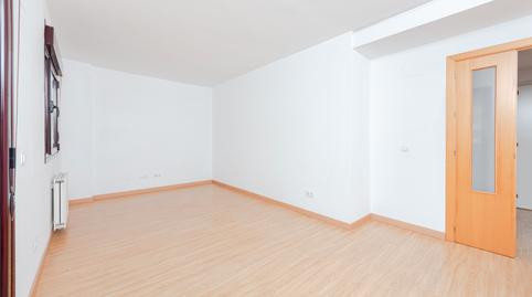 Photo 2 of Flat to rent in Valle del Boi, 2, PAU de Carabanchel, Madrid