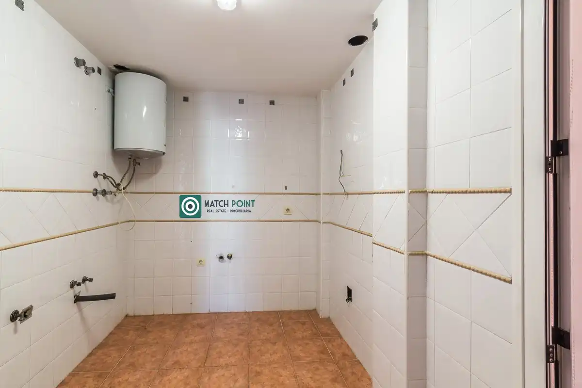 Baño de Piso en venta en Almuñécar