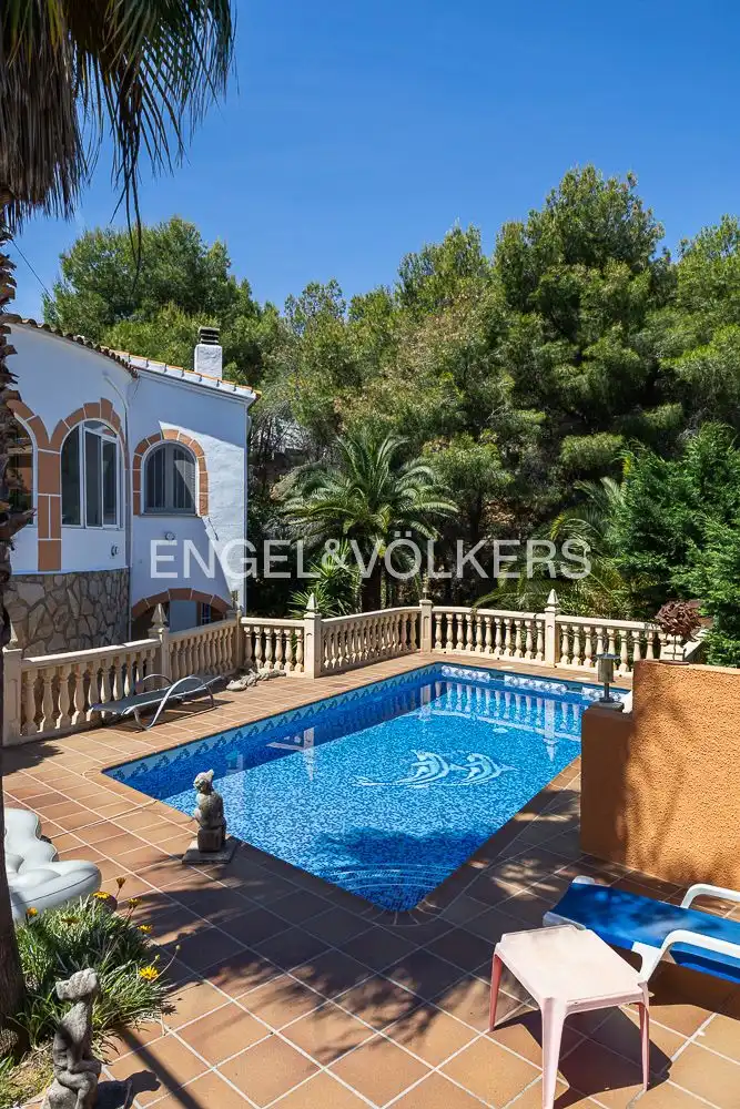 Swimming pool of Houses for sale in Dénia  with Air Conditioner, Heating and Private garden