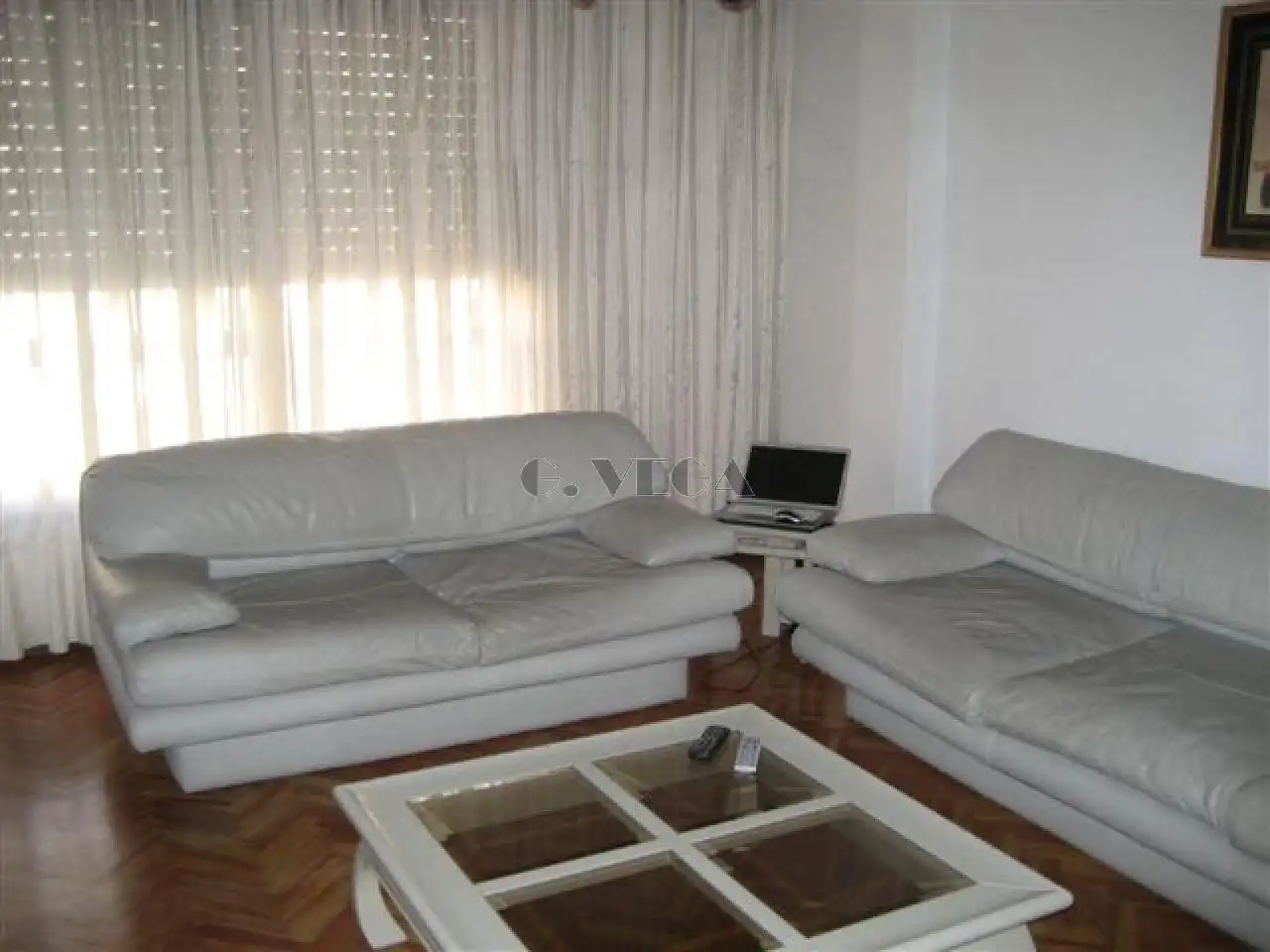 Living room of Flat for rent in Vigo   with Heating and Furnished