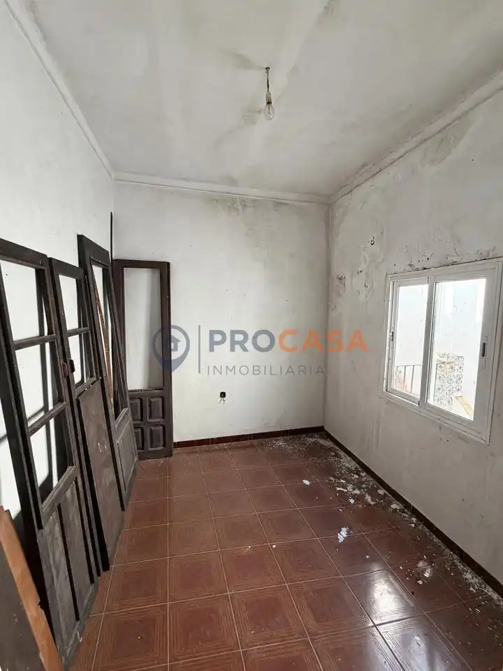 Houses for sale in El Coronil