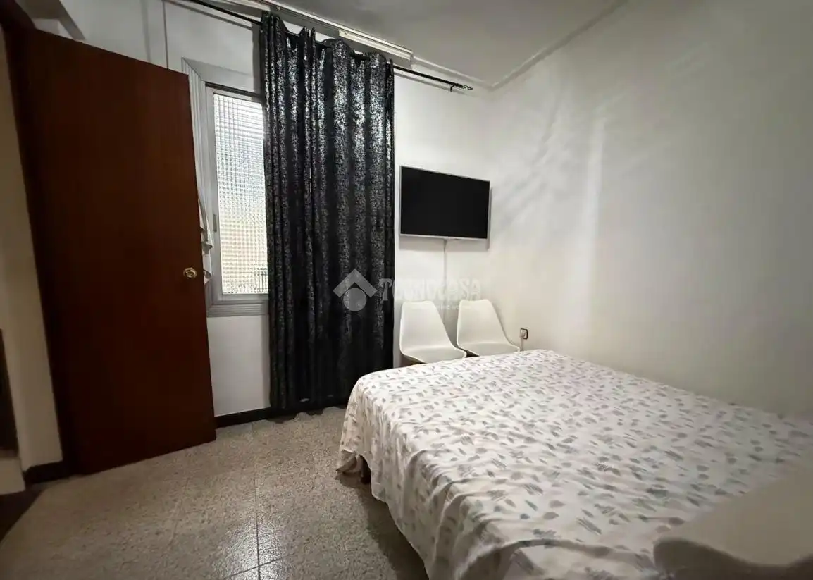 Habitación de Piso en venta en Santa Coloma de Gramenet