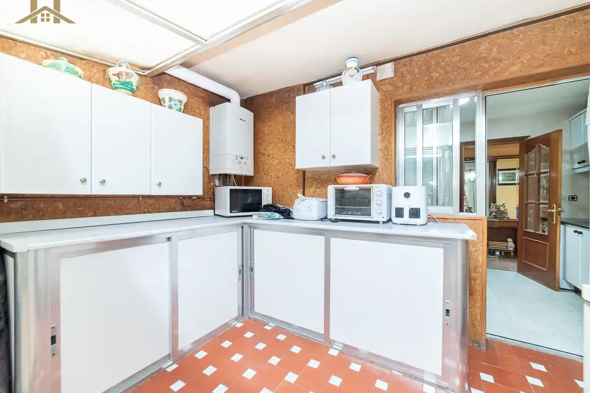 Kitchen of Flat for sale in Móstoles  with Air Conditioner, Heating and Terrace