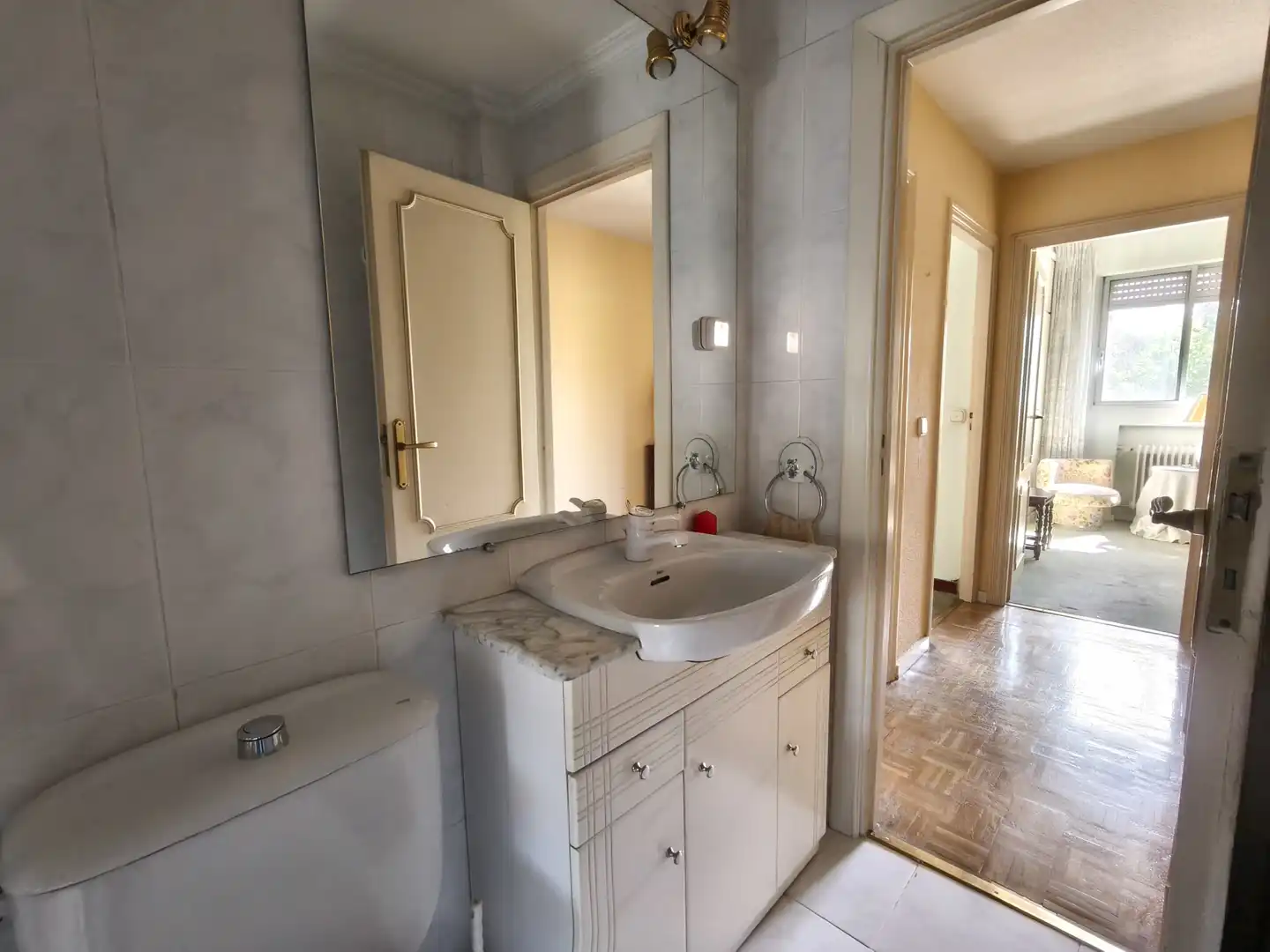 Baño de Piso en venta en Madrid con Aire acondicionado, Calefacción y Parquet