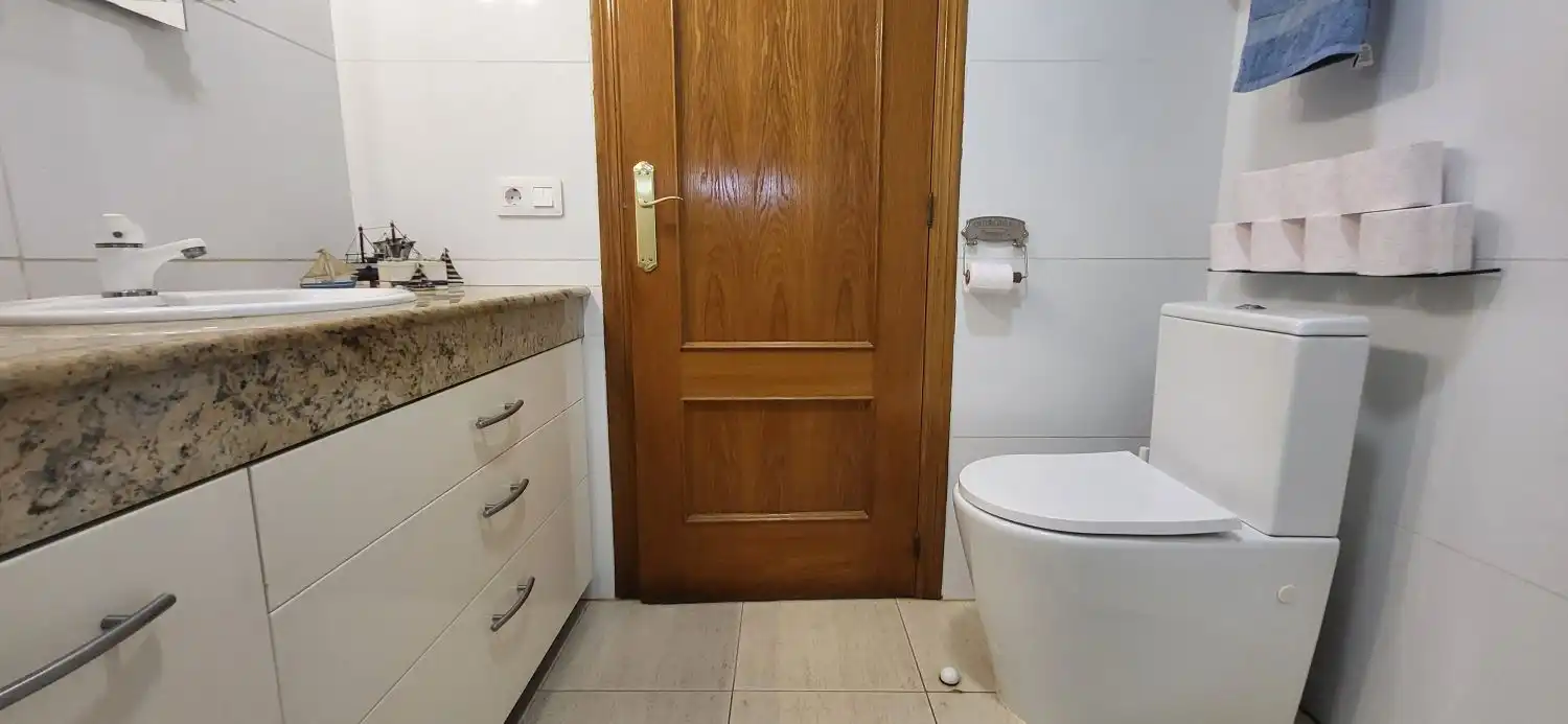 Baño de Casa o chalet en venta en Roquetes con Aire acondicionado, Calefacción y Jardín privado