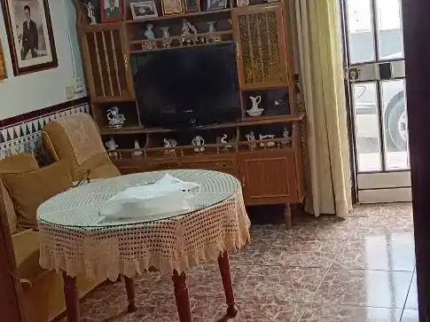 Sala d'estar de Planta baixa en venda en Villanueva del Arzobispo amb Aire condicionat