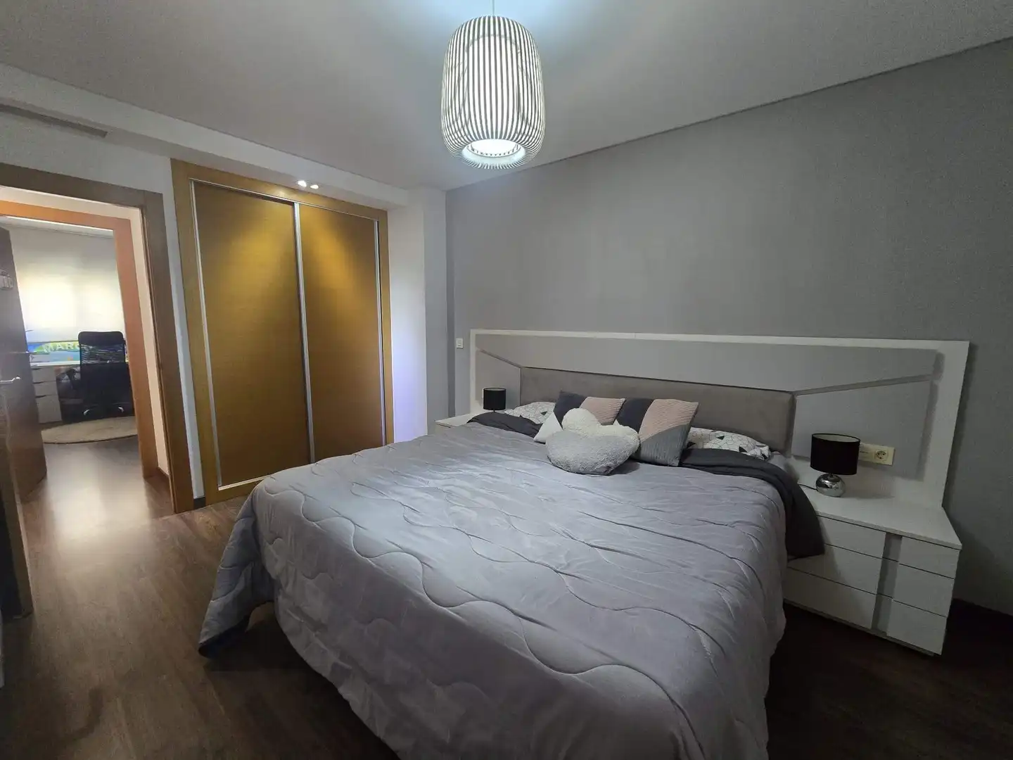 Habitación de Piso en venta en Crevillent con Aire acondicionado, Parquet y Terraza