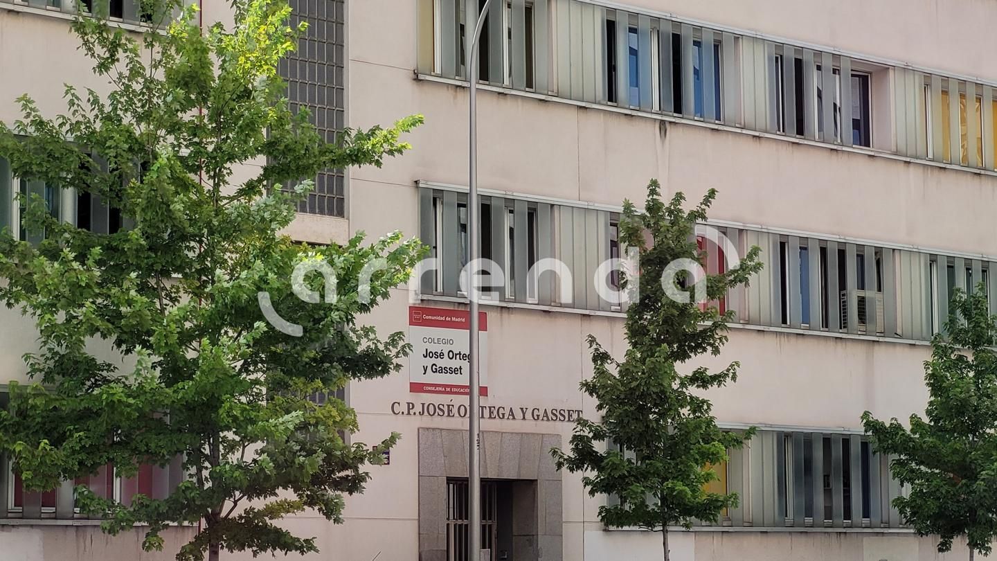 Exterior view of Flat to rent in  Madrid Capital  with Heating, Parquet flooring and Terrace