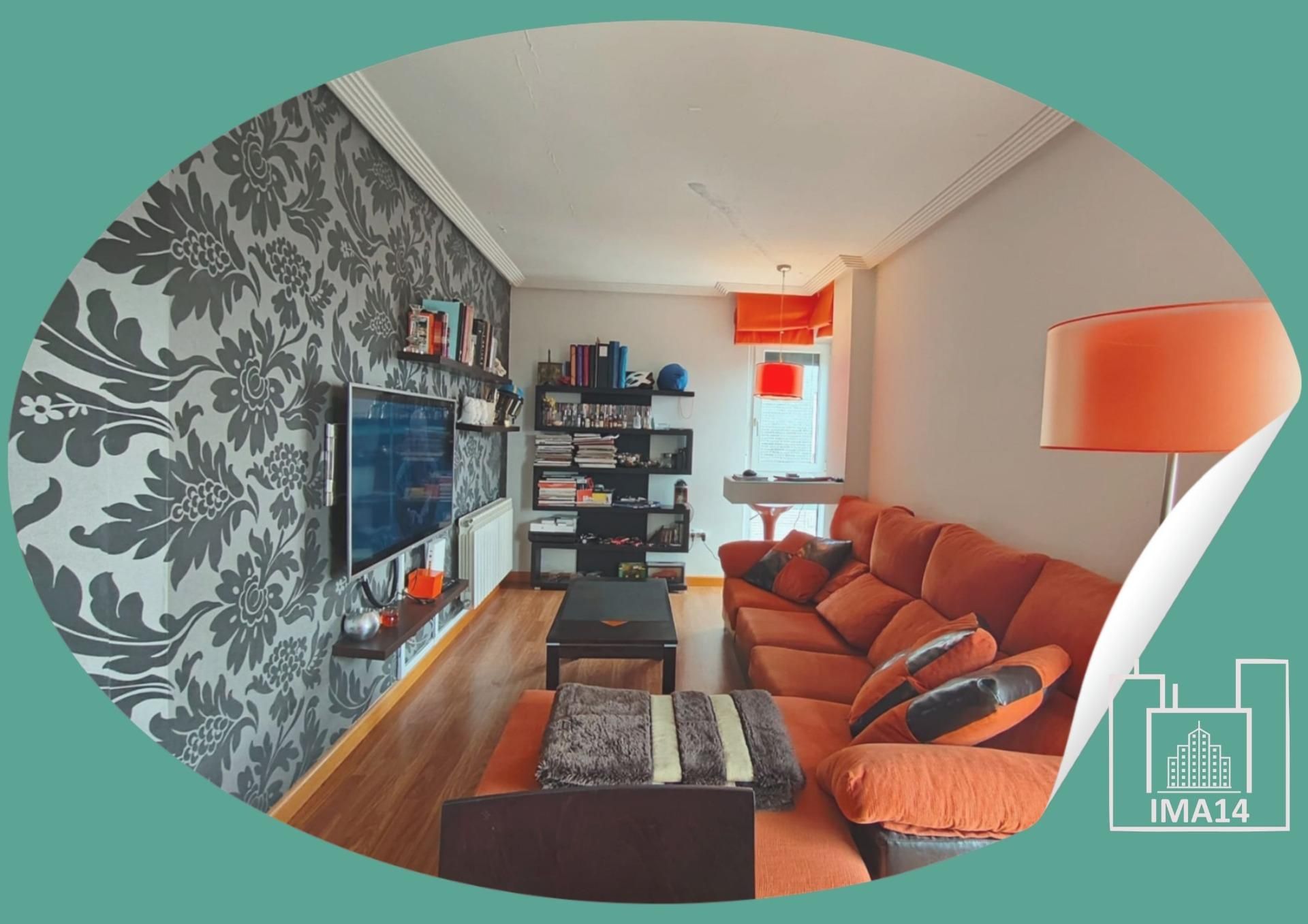 Sala d'estar de Apartament en venda en Villaquilambre amb Calefacció, Terrassa i Balcó