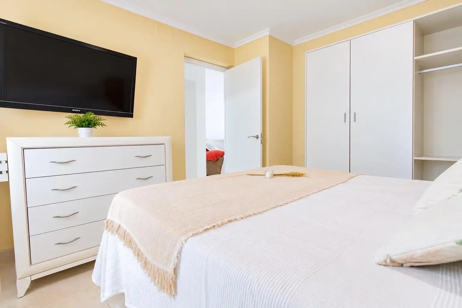 Piso con ascensor en venta en Calle Calle Fernando Sastre, imagen 13