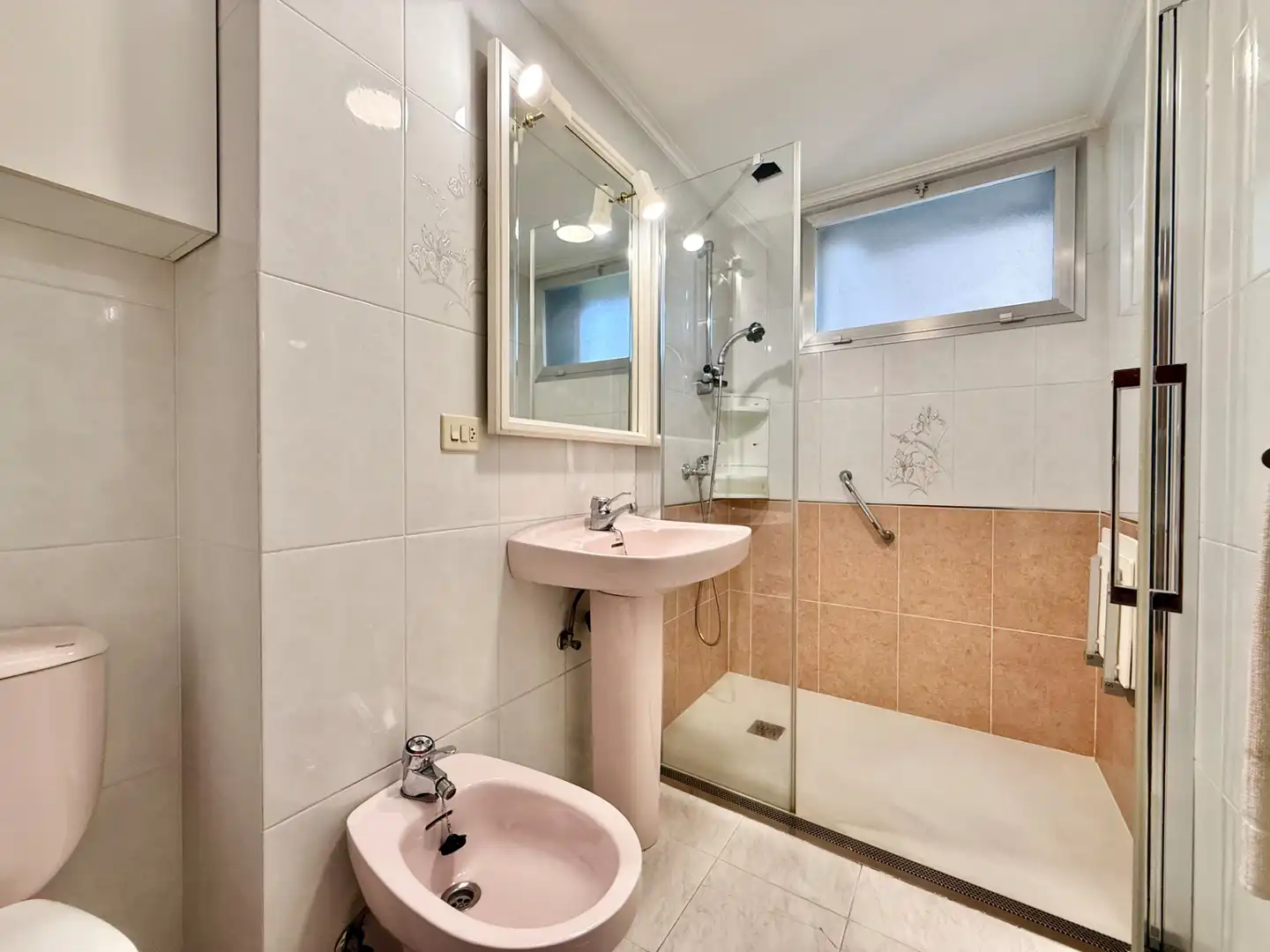 Badezimmer von Wohnung zum Verkauf in Donostia - San Sebastián  mit Heizung, Terrasse und Möbliert