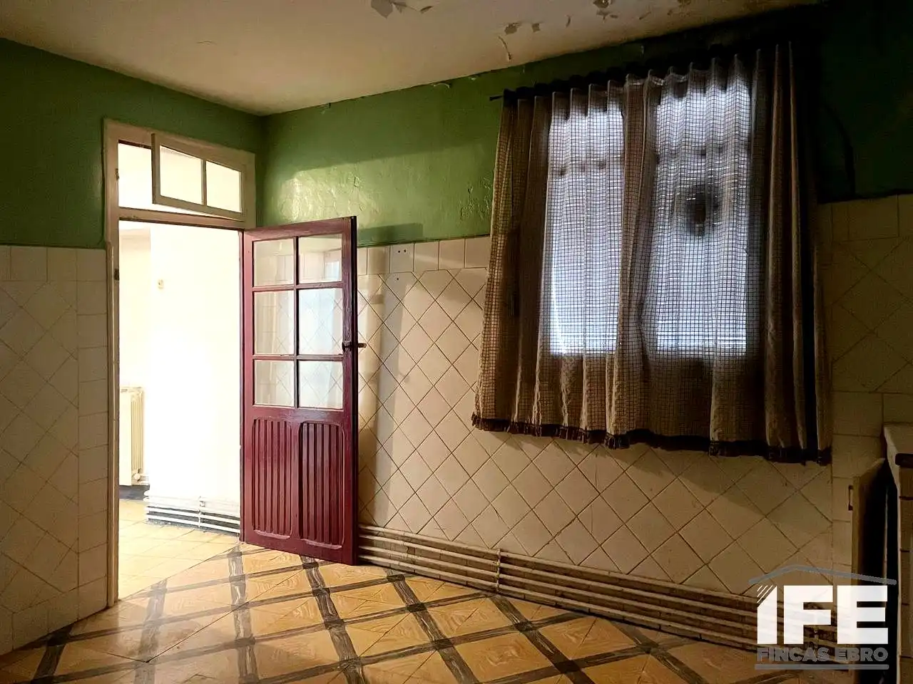 Flat for sale in Alagón  with Terrace and Storage room