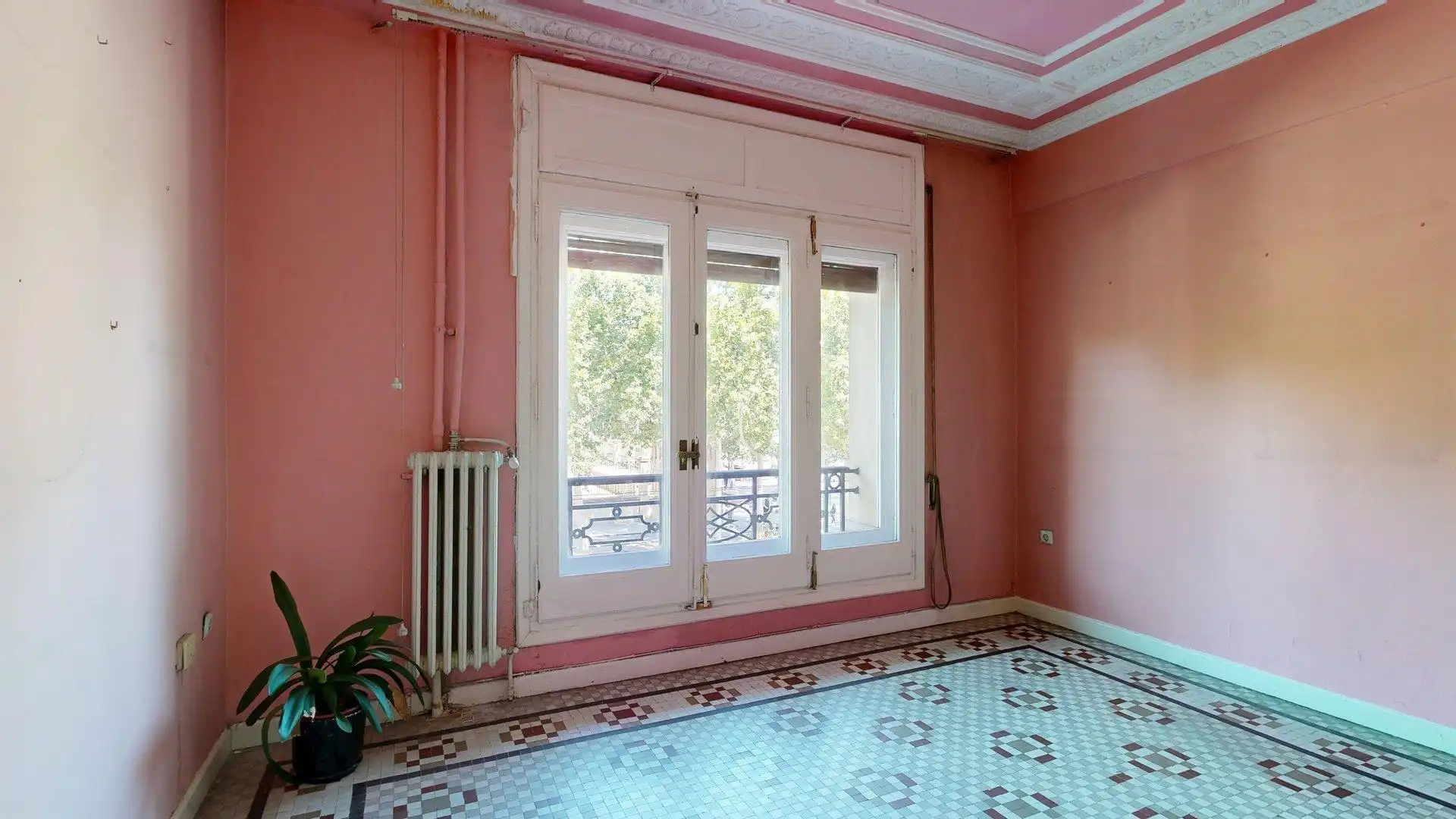 Piso en venta en Zaragoza con Calefacción y Trastero