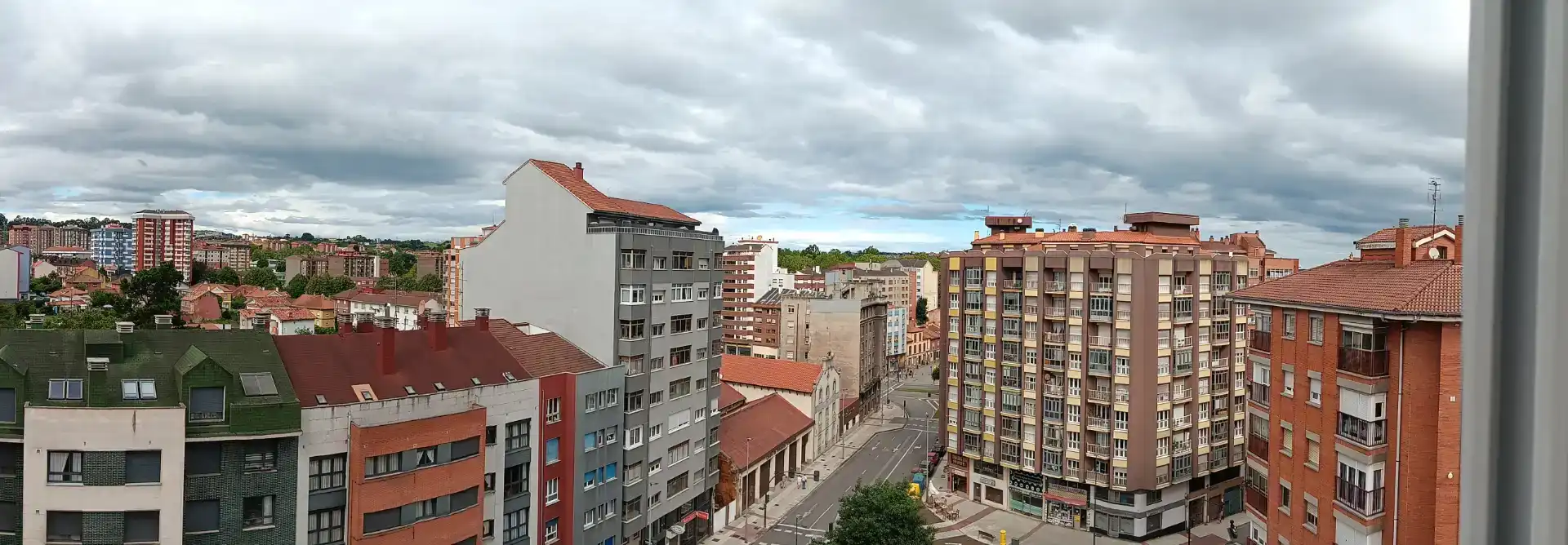 Vista exterior de Piso en venta en Avilés
