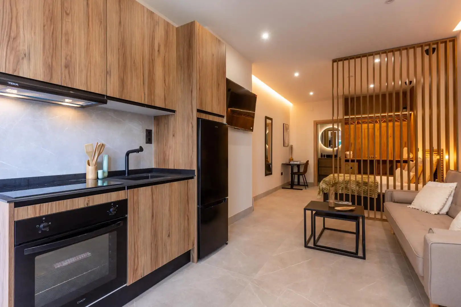 Cocina de Estudio en venta en Granada con Aire acondicionado, Calefacción y Alarma