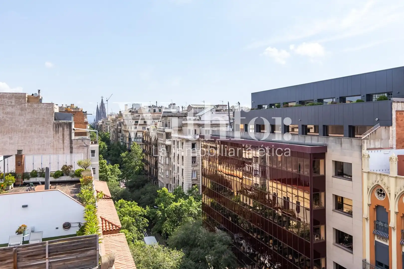 Vista exterior de Ático en venta en Barcelona con Calefacción, Terraza y Balcón