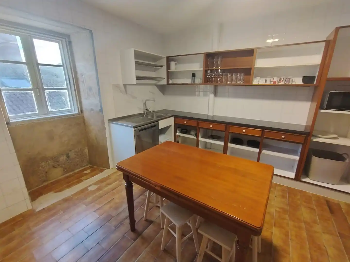 Cocina de Piso para compartir en Santiago de Compostela  con Calefacción, Parquet y Amueblado