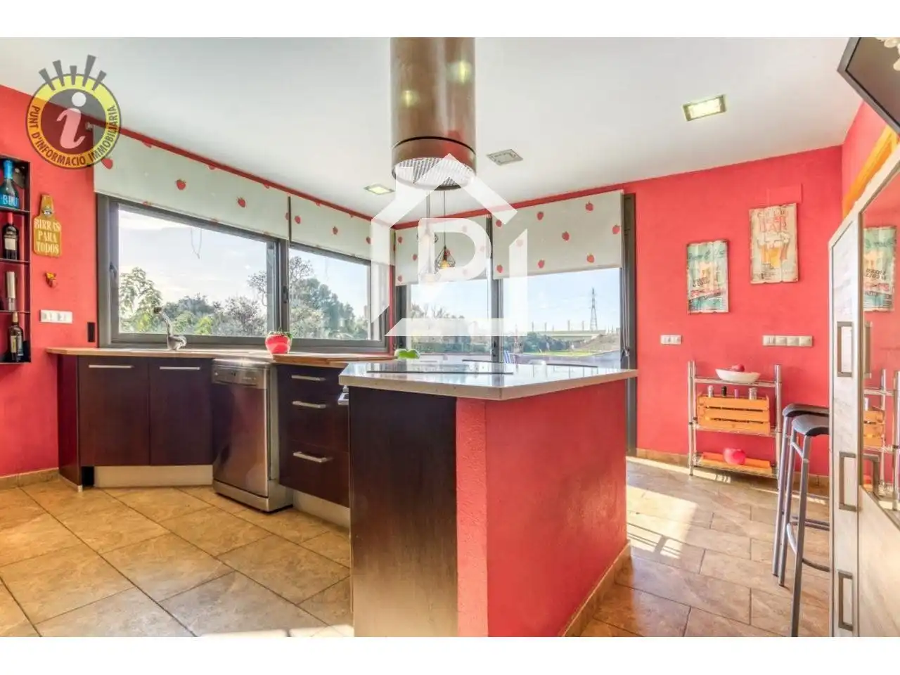 Cocina de Casa o chalet en venta en Santa Llogaia d'Àlguema con Aire acondicionado, Calefacción y Terraza